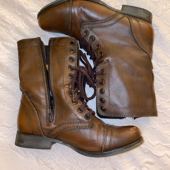 Steve Madden Troopa Brown Leather Combat Boots - Picture 3 of 6